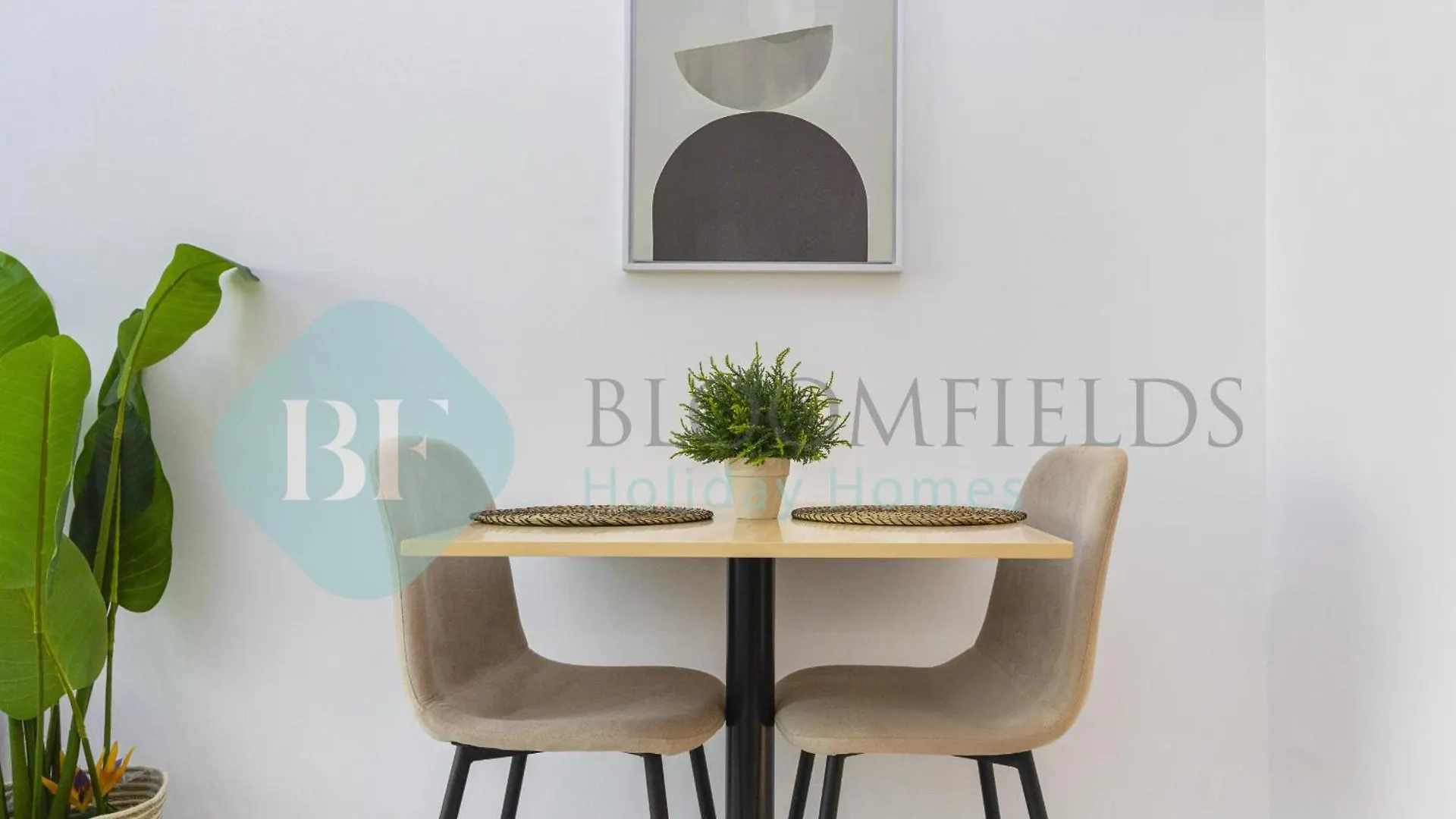 아부다비 Bloomfields Cozy Stu In Oasis 아파트 0*,  아랍에미리트